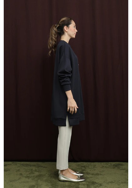 10717 Scuba Kumaş Aksesuar Detaylı Sweatshirt modelleri