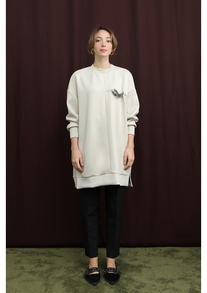 10717 Scuba Kumaş Aksesuar Detaylı Sweatshirt fırsatları