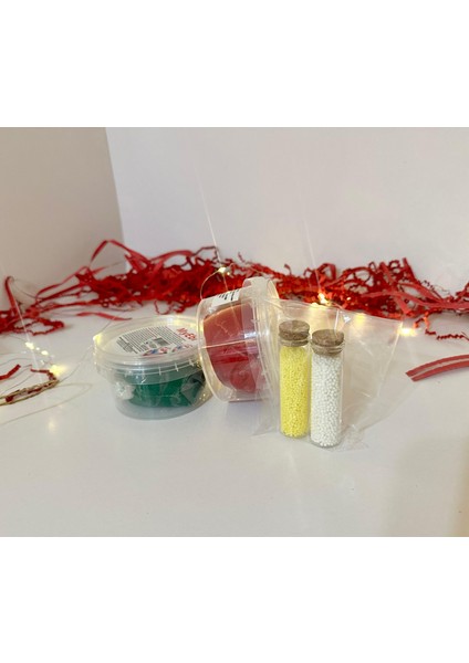 Yılbaşı Kurabiye ve Kek Süsleme Kutusu – Yetişkin Yeni Yıl Pişirme ve Dekorasyon Seti (Kurabiye Kalıbı, Yenilebilir Süsler ve Dekoratif Malzemeler Dahil) modelleri