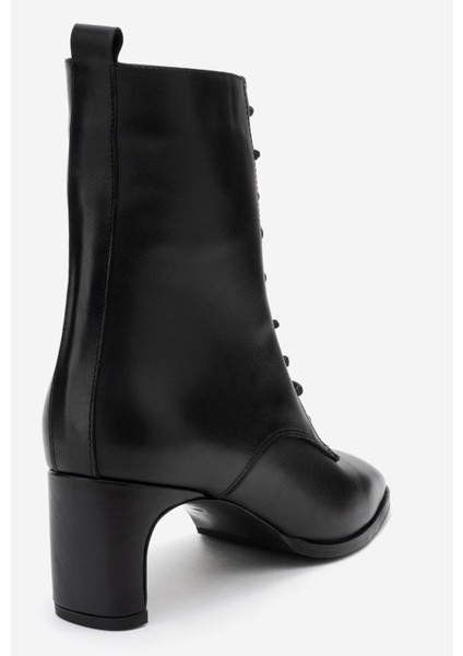 Sudy Siyah Cilt Hakiki Deri Bağcıklı Kadın Blok Topuklu Bot indirimleri