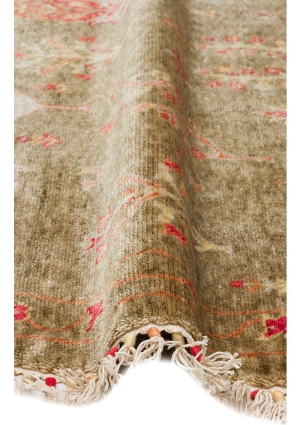 Milas 08 Green Autumn Q Uşaklı Kadınların Yoğun El Emeği ile Dokuduğu %100 Doğal Tencel Tezgah Halısı modelleri