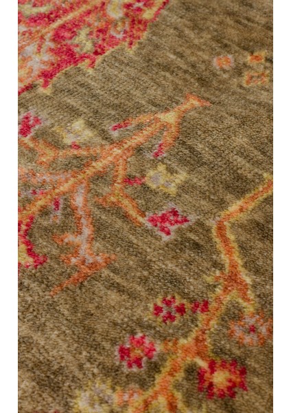 Milas 08 Green Autumn Q Uşaklı Kadınların Yoğun El Emeği ile Dokuduğu %100 Doğal Tencel Tezgah Halısı fırsatları