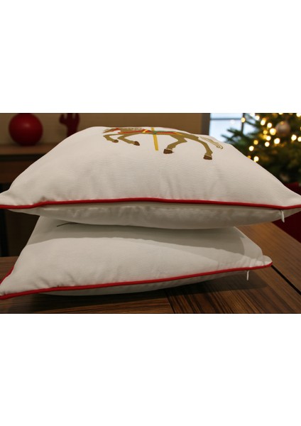 At Desen Nakışlı Biyeli Kırlent Kılıfı fırsatları