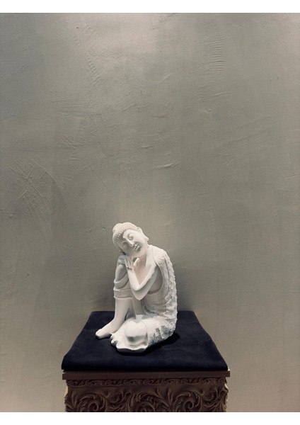 Buddha Düşünceli Oturuş Heykeli 35×22 cm | Meditasyon & Zen Polyester Figür | Spiritüel Dekoratif Obje | Ev & Ofis Feng Shui Dekorasyon fiyatları