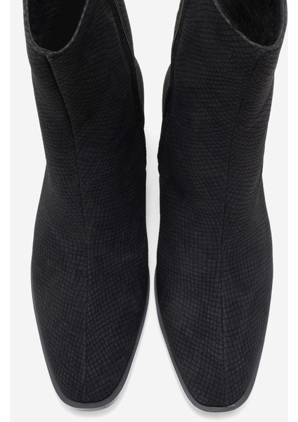 Chara Siyah Desenli Kadın Kalın Topuklu Bot fiyatları