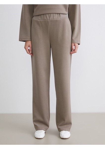 Yeni Sezon Beli Lastikli Geniş Paça Kadın Eşofman Altı fiyatları