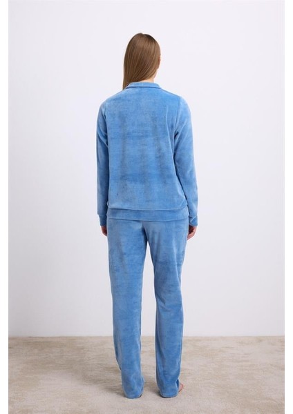Uzun Kollu Fermuarlı Kadife Sweatshirt ve Pantolon Pijama Takımı modelleri