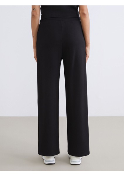 Artı Yeni Sezon Beli Lastikli Geniş Paça Kadın Eşofman Altı fırsatları