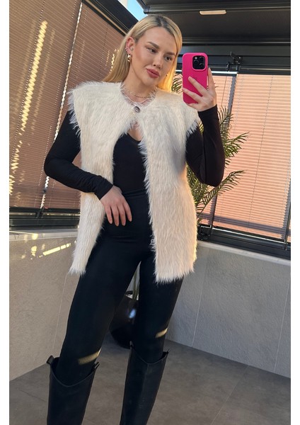 Tek Düğmeli Sakallı Ekru Yelek