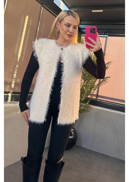 Tek Düğmeli Sakallı Ekru Yelek modelleri