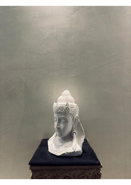 Hint Tanrıça Büstü 45×30 cm | Spiritüel Polyester Heykel | Meditasyon & Yoga Dekor | Doğu Felsefesi Bibloları | Lamazıf fiyatları