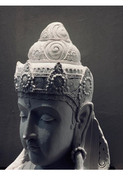 Hint Tanrıça Büstü 45×30 cm | Spiritüel Polyester Heykel | Meditasyon & Yoga Dekor | Doğu Felsefesi Bibloları | Lamazıf modelleri