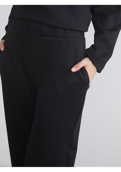 Yeni Sezon Beli Lastikli Geniş Paça Kadın Eşofman Altı modelleri