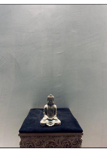 Antik Görünümlü Oturan Buda Heykeli 25×16 cm | Vintage Spiritüel Dekor | Polyester Meditasyon Figürü | Huzur & Denge Sembolü | Ev Ofis Zen Feng Shui Obje