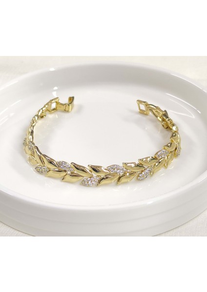 Özel Seri Gömme Taşlı Yaprak Bileklik Gold