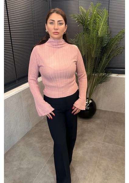 Pembe Volan Kollu Boğazlı Triko fiyatları