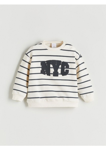 Nakışlı Erkek Bebek Sweatshirt ve Pantolon fiyatları