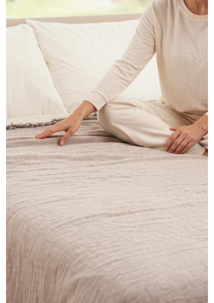 4 Kat Müslin Çift Kişilik Pike, Tv Battaniyesi, Koltuk Şalı ve Yatak Örtüsü Pamuklu