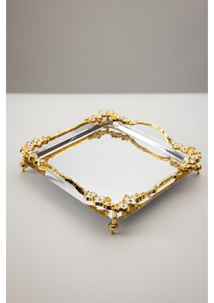 Lüks Kare Çelik Sunum Tepsisi | Gold Renkli Dallı Mineli Çiçekli Ayaklı Paslanmaz Söz Tepsisi 21X21 cm fiyatları
