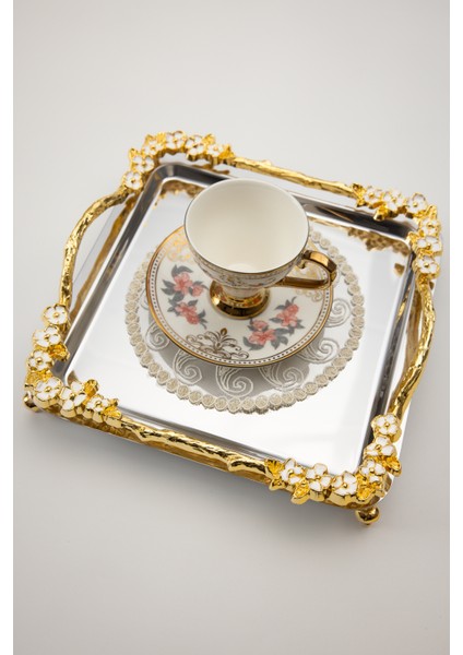 Lüks Kare Çelik Sunum Tepsisi | Gold Renkli Dallı Mineli Çiçekli Ayaklı Paslanmaz Söz Tepsisi 21X21 cm fırsatları