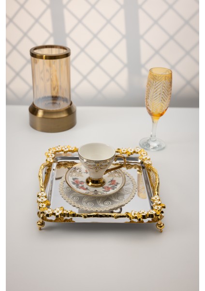 Lüks Kare Çelik Sunum Tepsisi | Gold Renkli Dallı Mineli Çiçekli Ayaklı Paslanmaz Söz Tepsisi 21X21 cm indirimleri