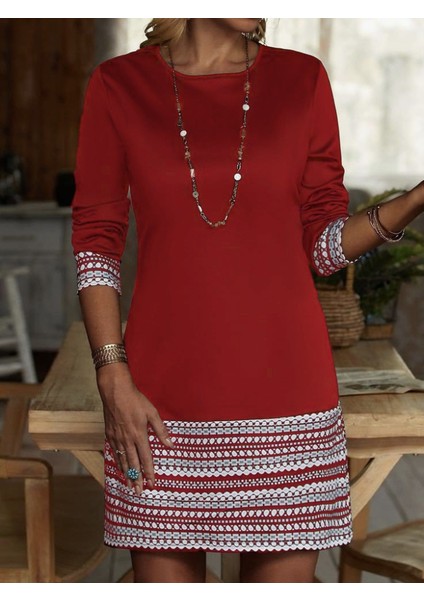 Kadın Uzun Kollu Bisiklet Yaka Kol Ağzı ve Etek Ucu Baskılı Iki Iplik Elbise modelleri