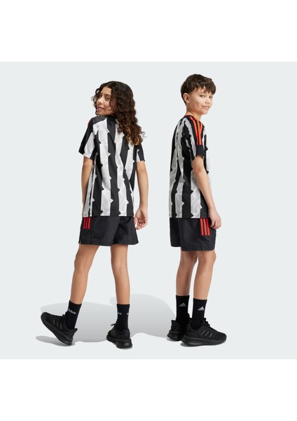 Sportswear IV7105 Tiro Woven Shorts Kids fırsatları