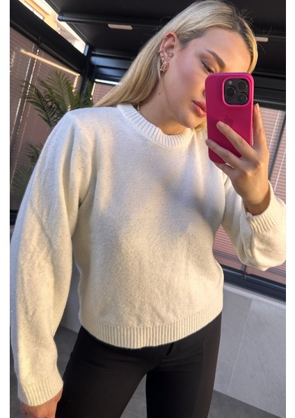 Beyaz Simli Yumoş Kazak