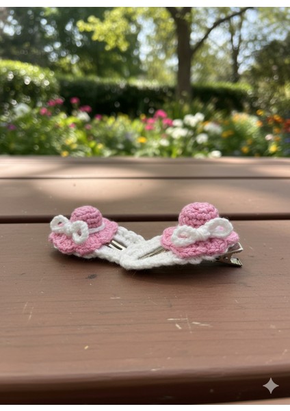 El Yapımı Amigurumi Şapka Saç Tokası – Örgü Pembe Beyaz Çıtçıt Toka – Kız Çocuk Için Sevimli Aksesuar indirimleri