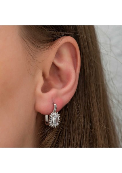 Gümüş Mengeçli Zümrüt Kesim Küpe fırsatları