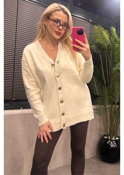 Gold Düğmeli Yumoş Ekru Uzun Hırka fiyatları