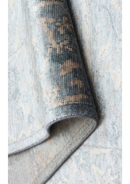 Pera 07 Sky Vızon Uşaklı Kadınların Yoğun El Emeği ile Dokunan Soyut Desenli, Salon Halısı