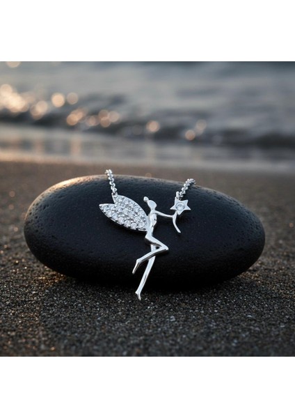 Gümüş Kaplama Su Perisi Figürlü Kolye