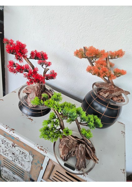 El Yapımı Eğimli Bonsai Dekor – Epoksi Tabanlı Driftwood Ağaç Modeli (Yeşil / Kırmızı / Turuncu)