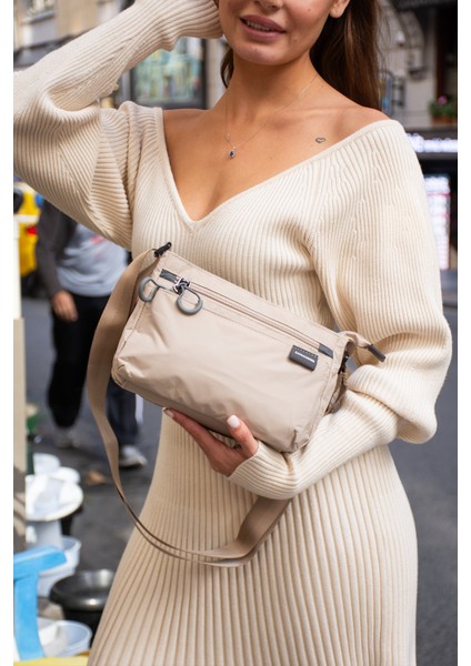 Kadın 4 Bölmeli Suya Dayanıklı Paraşüt Kumaş Ayarlanabilir Çapraz Askılı Çanta 6020 indirimleri