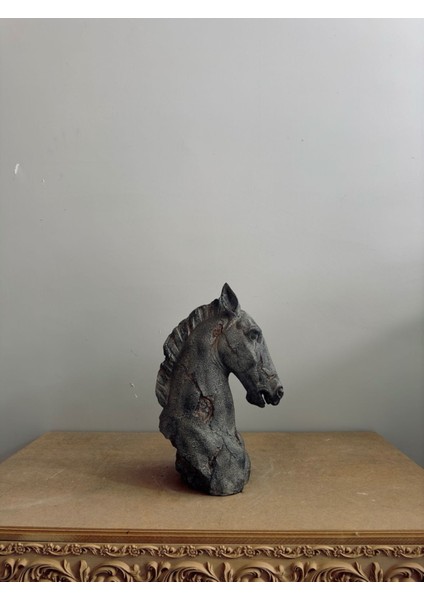 Eskitme Siyah At Büstü 40×27 cm | Polyester Dekoratif Heykel | Rustik & Modern Ev Ofis Aksesuarı | Lamazıf Premium Tasarım