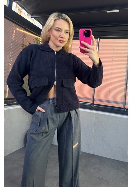 Siyah Fermuarlı Cep Detaylı Sakallı Hırka fırsatları