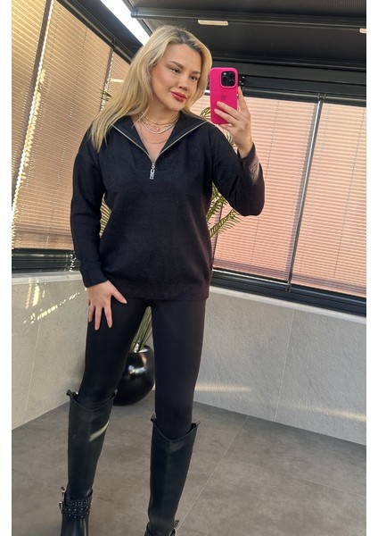 Siyah Fermuarlı Sakallı Kazak