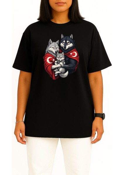 Oversize Anne - Baba ve Çocuk Turan Kurt ve Türk Bayrağı Göğüs Baskılı Unisex T-Shirt fiyatları