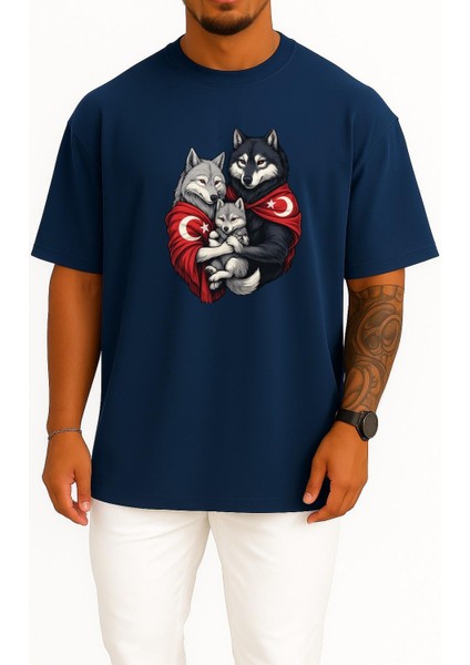 Oversize Anne - Baba ve Çocuk Turan Kurt ve Türk Bayrağı Göğüs Baskılı Unisex T-Shirt