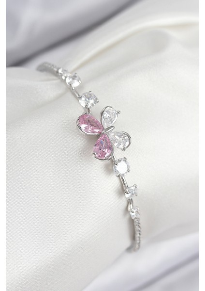 Pirinç Zirkon Taşlı Gümüş Renk Kadın Bileklik - TJ-BB7854