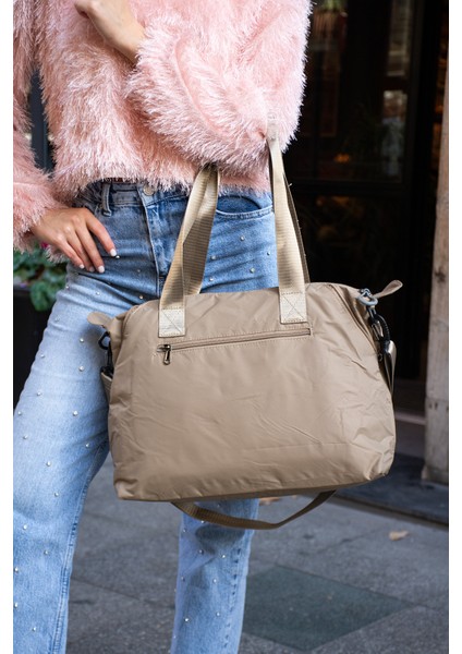 Genişleyebilir Yan Fermuarlı Paraşüt Kumaş Ayarlanabilir Omuz Çantası 6019 modelleri