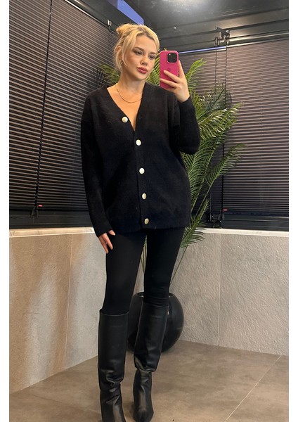 Gold Düğmeli Yumoş Siyah Uzun Hırka modelleri