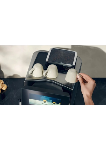 Wi-Fi Bağlantılı 10 Farklı Kullanıcı Tanımlı Premium EQ900 Tam Otomatik Kahve Makinesi - Home Connect - Baristamode - Paslanmaz Çelik +2kg Kahve TQ905R03