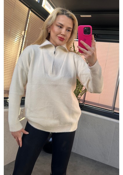 Ekru Fermuarlı Sakallı Kazak modelleri