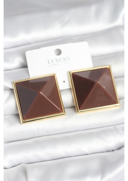 Pirinç Gold Renk Kahverengi Piramit Model Kadın Küpe