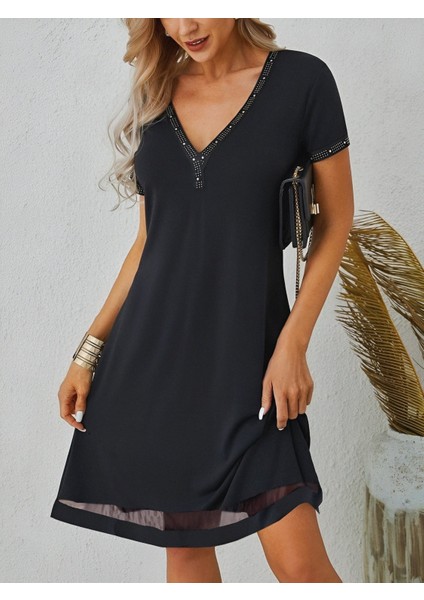 Kadın Kısa Kollu Eteği Tül Şeritli Taş Işlemeli V Yaka Viskon Elbise