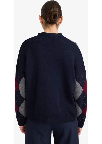 Regular Fit V Yaka Baklava Desenli Düğmeli Triko Hırka G6655AX25WN indirimleri