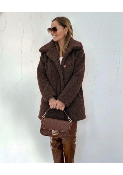 Kadın Uzun Kollu Yakalı Önden Düğmeli Welsoft Kaban