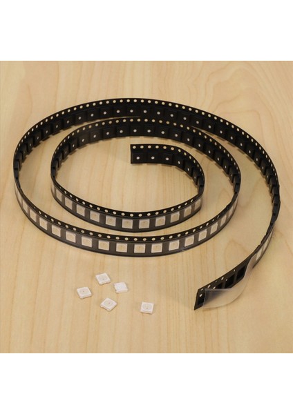 400PCS WS2812B Rgb LED Chıp 5050SMD Beyaz Pcb WS2812 Ayrı Ayrı Adreslenebilir Çip Pikselleri DC5V (Yurt Dışından) fiyatları